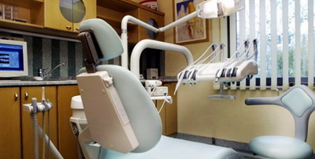 Стоматологический центр ВИТАЛ – Венгрия
